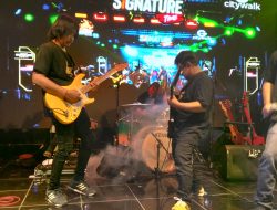 Band Komedi Rhog2 Asem Sukses Menghibur Penonton di Konser Lawang Pitu